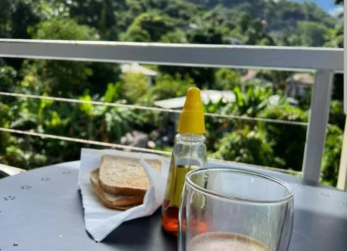 Peponi Selfcatering * Beau Vallon (Mahe)